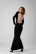 Carica l'immagine nel visualizzatore della galleria, Black elegance
