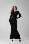 Carica l'immagine nel visualizzatore della galleria, Black elegance
